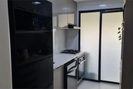 Apartamento à venda com 3 suítes em Vila Suzana, São Paulo, SP