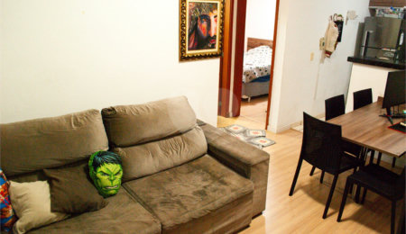 Apartamento à venda com 2 quartos em Residencial Parati, São Carlos, SP