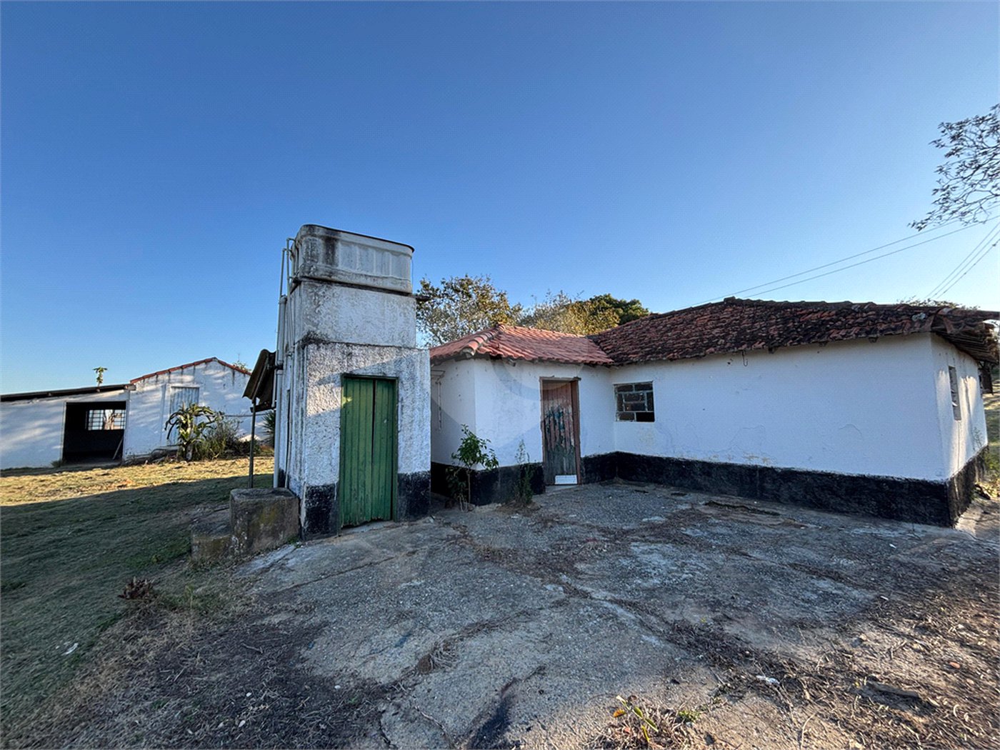 Sítio à venda com 3 quartos, sendo 1 suíte,  em Canta Galo, Itapetininga, SP