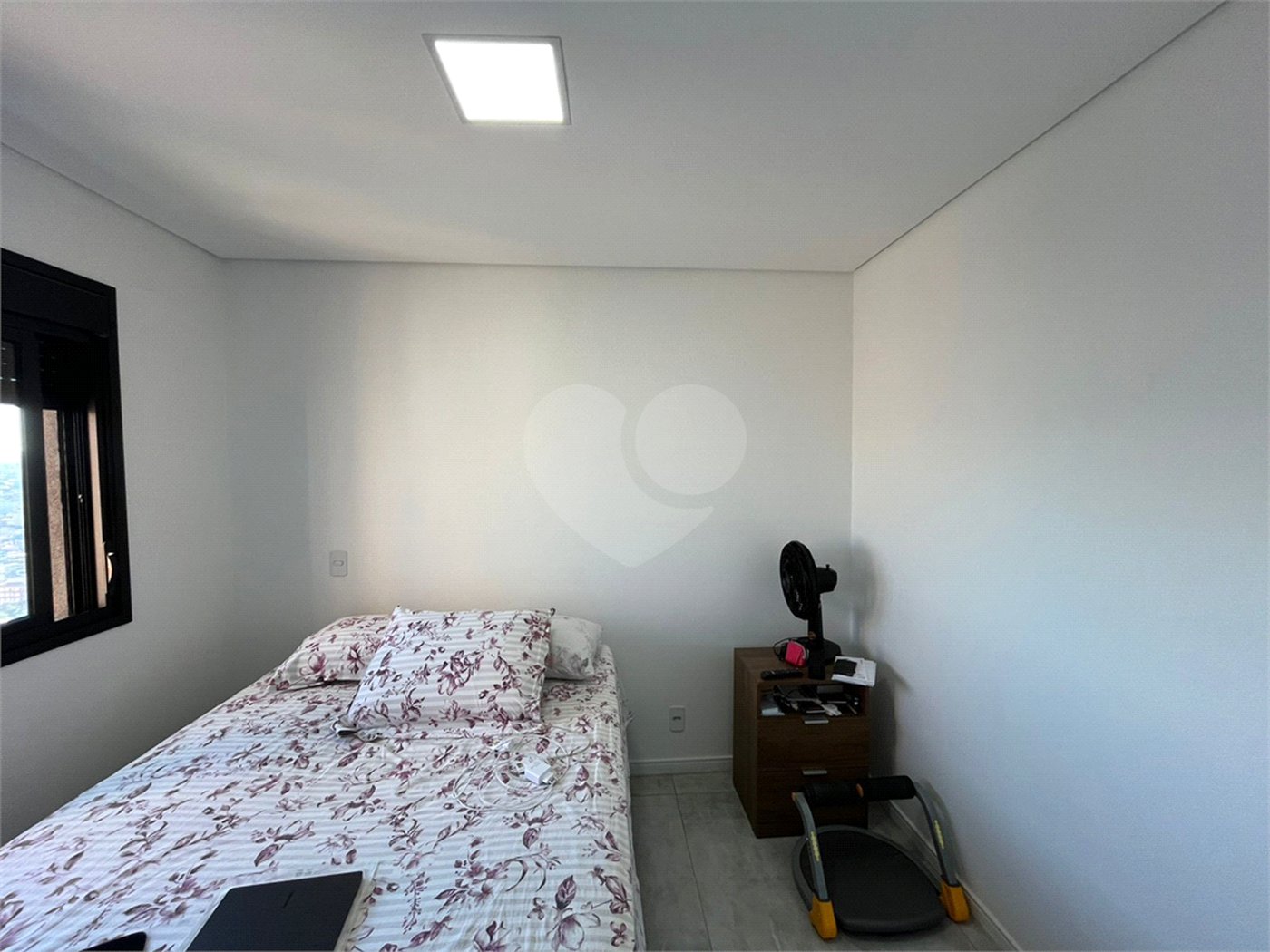 Apartamento no Brás repleto de lazer com 50 m² com 2 dormitórios e 1 vaga, Estuda Permuta