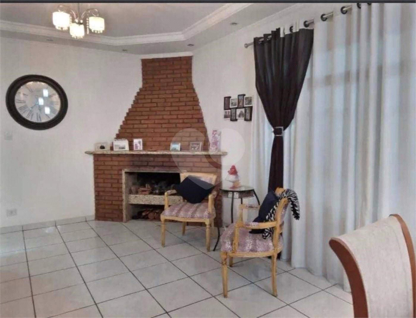 Casa à venda com 3 quartos, sendo 2 suítes, em Jardim Paulista, Atibaia, SP
