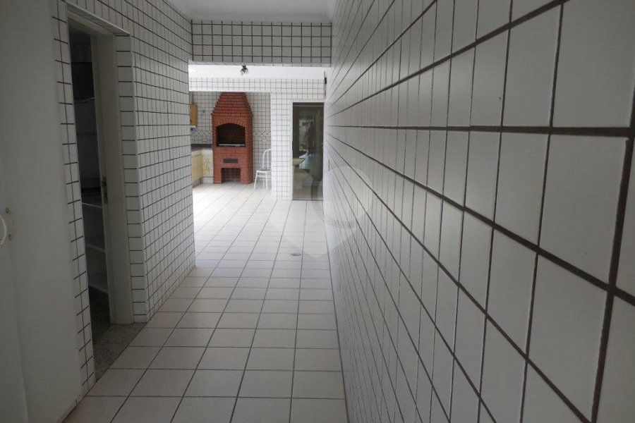 Casa Térrea à venda com 4 quartos, sendo 2 suítes, em Jardim Floresta, São Paulo, SP