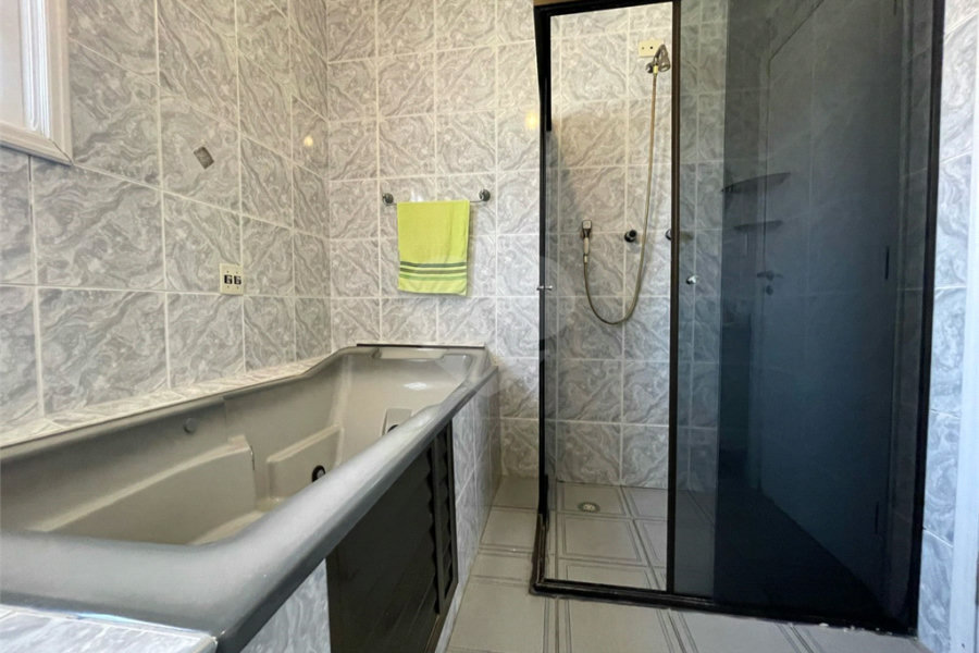 Sobrado à venda com 3 quartos, sendo 1 suíte, em Vila Paiva, São Paulo, SP