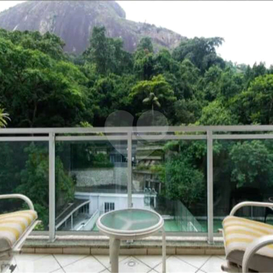 Cobertura à venda com 2 quartos, sendo 1 suíte, em Lagoa, Rio de Janeiro, RJ