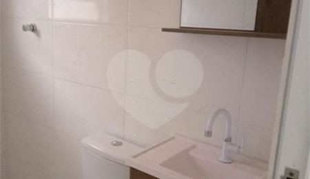 Casa à venda com 2 quartos, sendo 1 suíte,  no Centro, Mairinque, SP