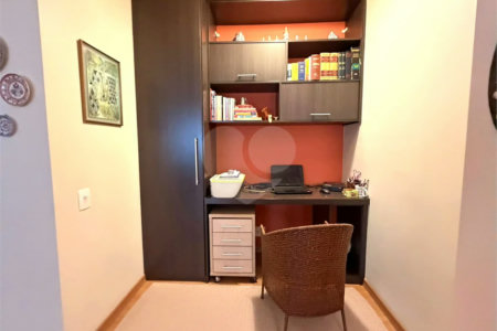 Apartamento à venda com 3 suítes em Jardim Marajoara, São Paulo, SP