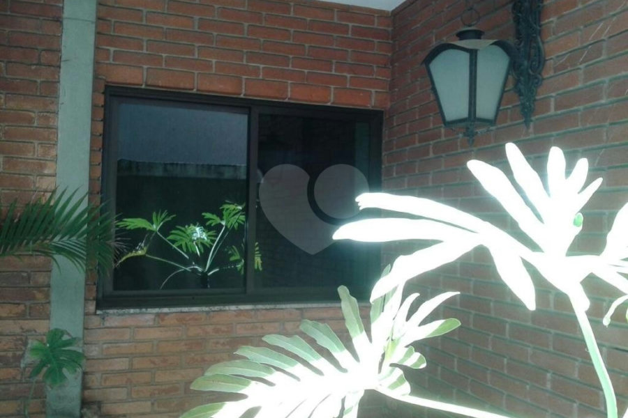 Sobrado à venda com 5 quartos, sendo 1 suíte, em Tremembé, São Paulo, SP