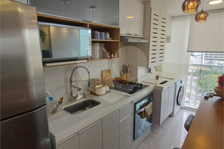 Apartamento à venda com 2 quartos em Parque Industrial Tomas Edson, São Paulo, SP
