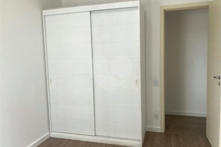 Apartamento para alugar com 4 quartos, sendo 2 suítes, em Jardim Marajoara, São Paulo, SP