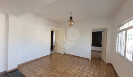 Casa à venda com 3 quartos em Parque da Lapa, São Paulo, SP