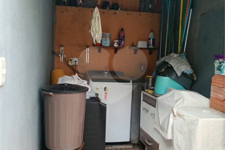 Casa à venda com 2 quartos, sendo 1 suíte,  em Jardim Cambuci, Mogi das Cruzes, SP