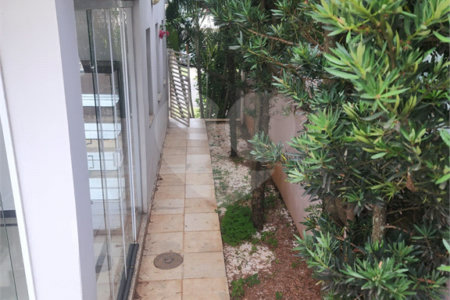 Casa à venda com 3 quartos, sendo 1 suíte, no condomínio Terras de São Francisco, Vinhedo - SP