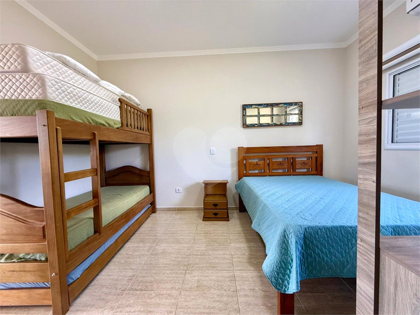 Casa à venda com 2 suítes em Loteamento de Chácaras Arumã, Sarapuí, SP