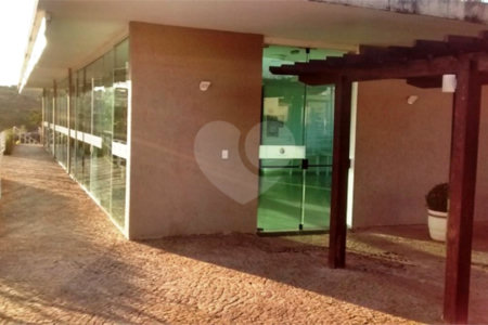 Casa à venda com 3 suítes no condomínio Residencial Central Parque, Salto - SP