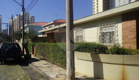 Casa à venda com 5 quartos, sendo 2 suítes,  em Santana, São Paulo, SP