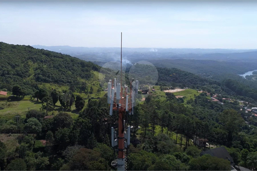 Terreno à venda no condomínio Alpes da Cantareira, Mairiporã - SP
