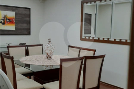 Casa à venda com 5 quartos, sendo 1 suíte, em Vila Lavínia, Mogi das Cruzes, SP