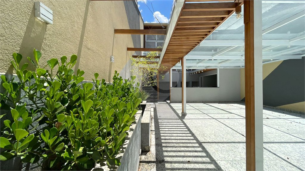 Sobrado à venda com 2 suítes em Tremembé, São Paulo, SP