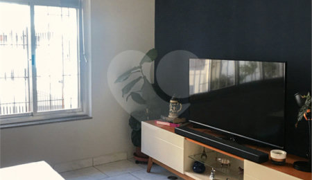 Casa à venda com 4 quartos, sendo 1 suíte,  em Vila Olímpia, São Paulo, SP