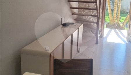 Casa em condomínio à venda com 2 quartos, sendo 1 suíte,  em Ogiva, Cabo Frio, RJ