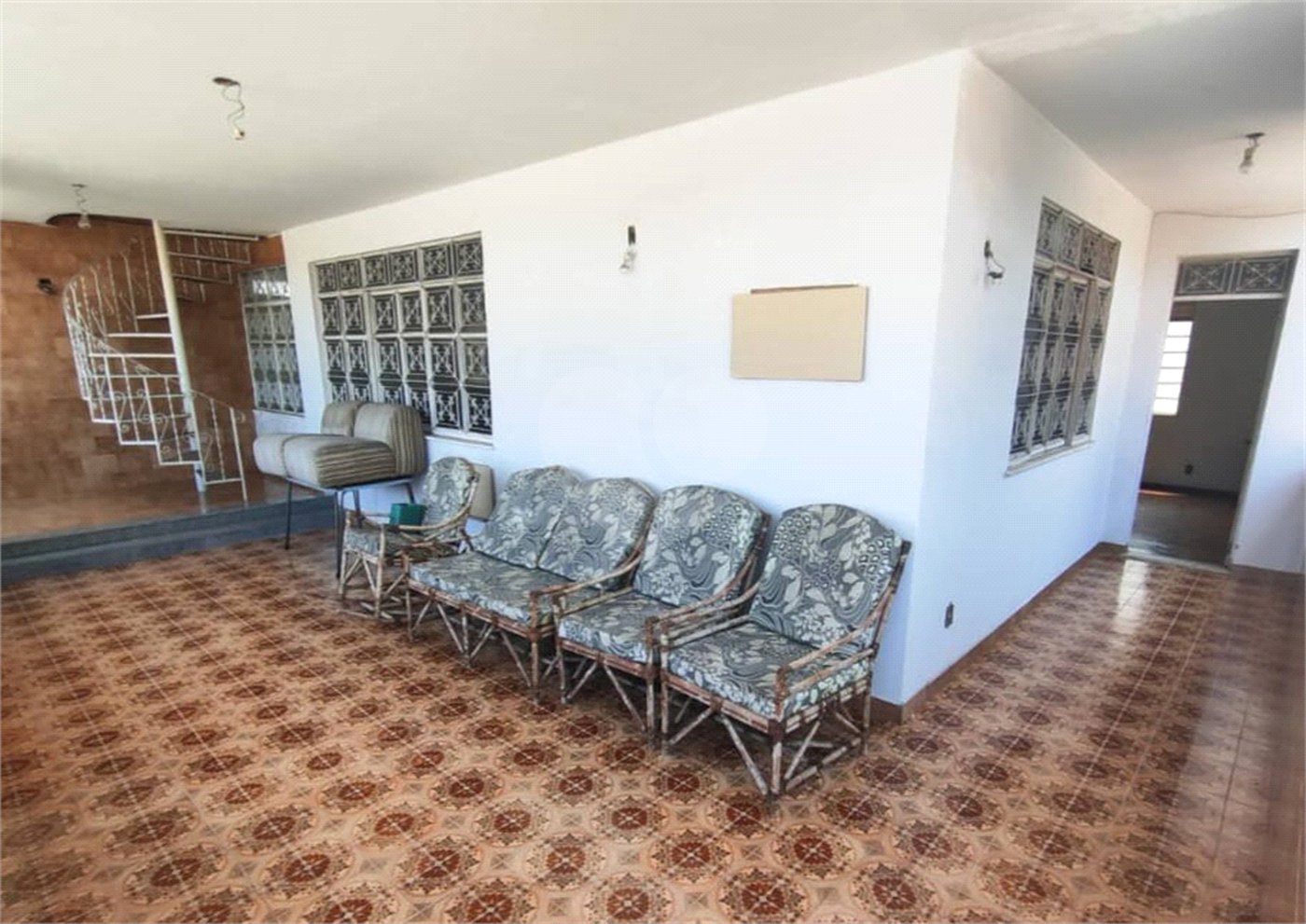 Casa à venda com 3 quartos, sendo 1 suíte, em Santa Cruz, Rio de Janeiro, RJ
