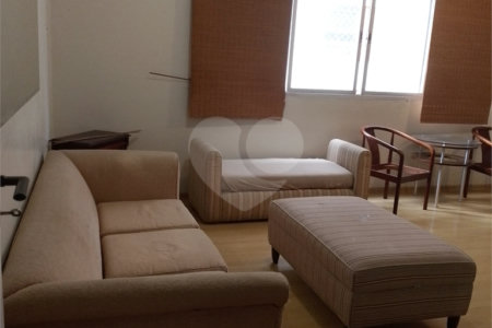 Apartamento à venda com 3 quartos, sendo 1 suíte,  em Pinheiros, São Paulo, SP