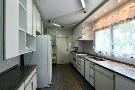 Apartamento à venda com 4 quartos, sendo 2 suítes, em Vila Monumento, São Paulo, SP
