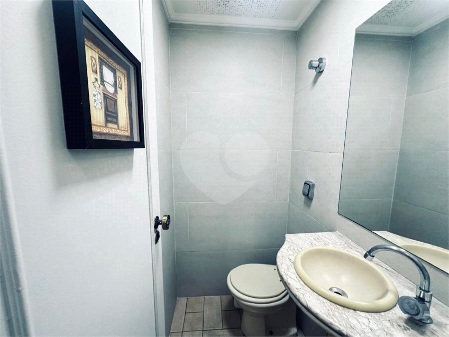 Apartamento à venda com 3 quartos, sendo 1 suíte, em Alto da Boa Vista, São Paulo, SP