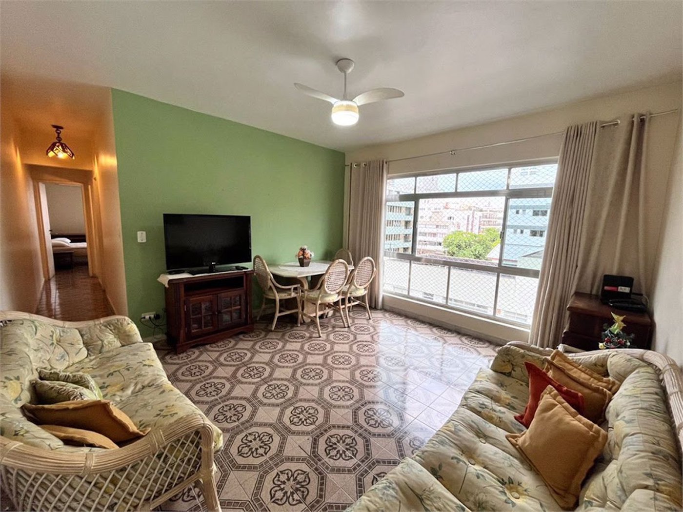 Apartamento Residencial à venda, Enseada, Guarujá - AP0481.