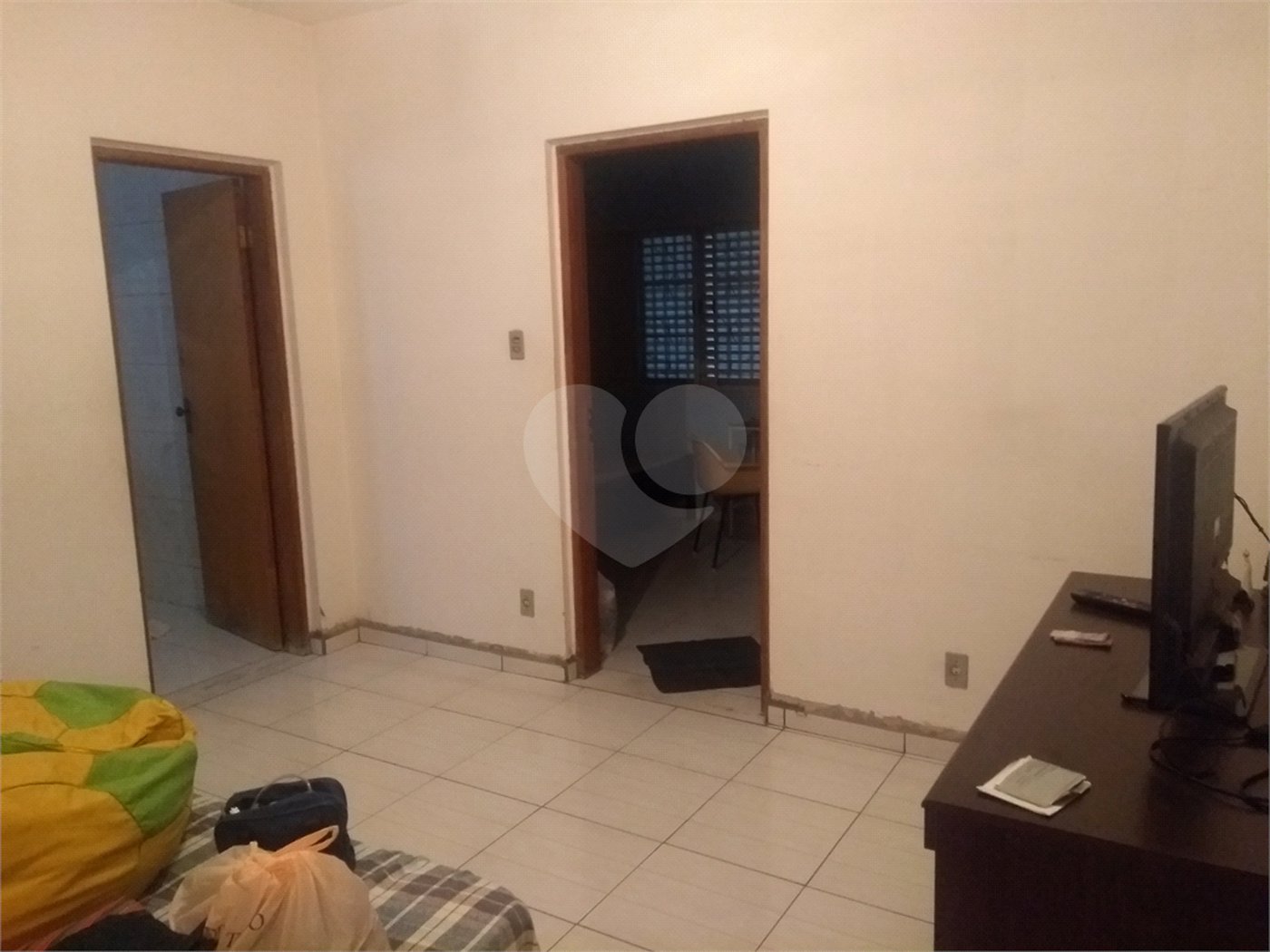 Sobrado à venda com 3 quartos, sendo 1 suíte, em Jardim Maria Antônia Prado, Sorocaba, SP