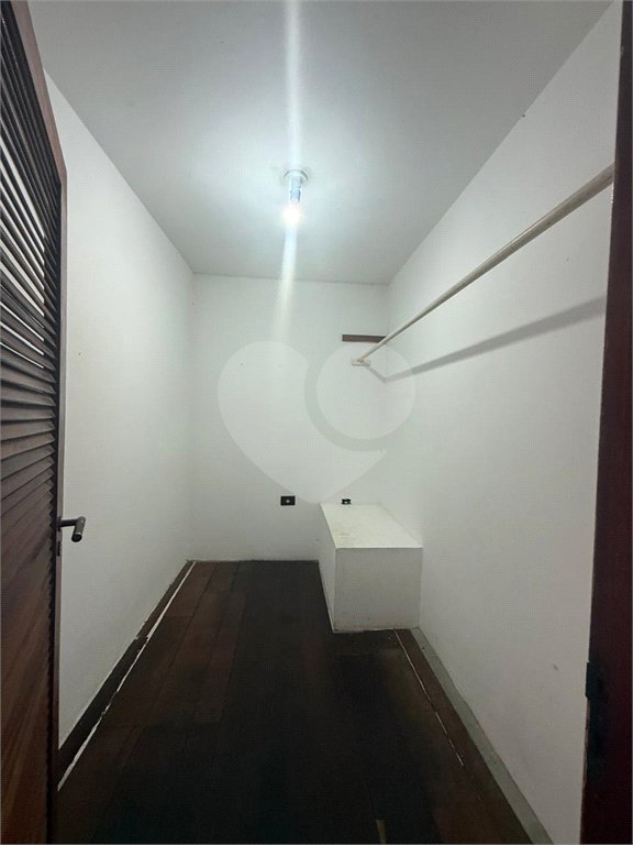 Sobrado à venda com 3 quartos, sendo 1 suíte,  em Vila Santo Antônio, São Paulo, SP