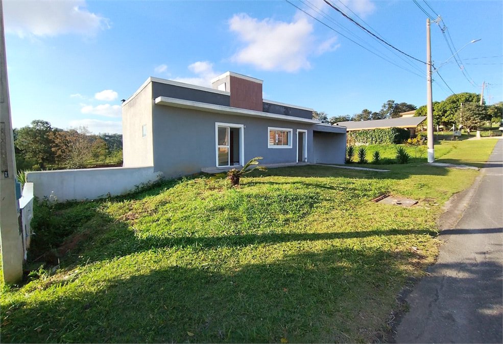 Villagio para alugar com 3 quartos, sendo 2 suítes, em Village Araçoiaba, Araçoiaba da Serra, SP