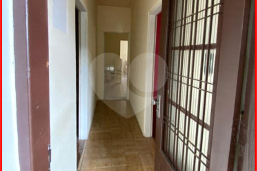 Sobrado à venda com 3 quartos em Tremembé, São Paulo, SP