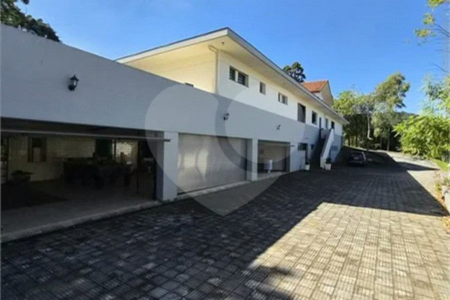 Condomínio à venda com 6 suítes em Cumbari, Mairiporã, SP