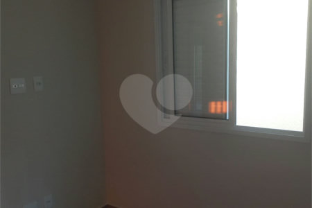 Casa em condomínio para alugar com 2 quartos em Vila Germinal, São Paulo, SP