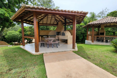 Terreno à venda no condomínio Santa Isabel I, Louveira - SP