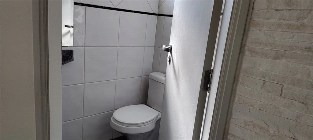 Casa à venda com 3 suítes em Vila Ipojuca, São Paulo, SP
