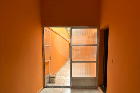 Sobrado para alugar com 2 quartos em Vila Anastácio, São Paulo, SP