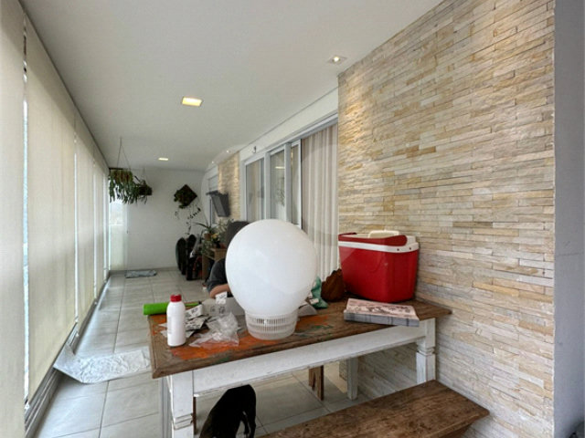 Apartamento à venda com 3 suítes em Santana, São Paulo, SP