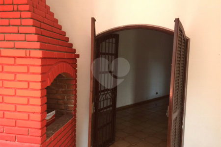Sobrado à venda com 4 quartos, sendo 1 suíte,  em Santo Amaro, São Paulo, SP