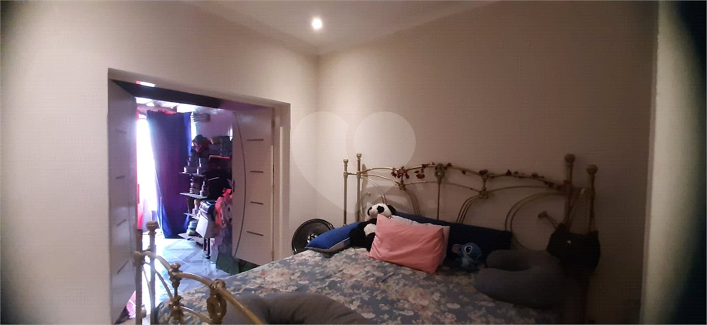 Sobrado à venda com 4 quartos, sendo 1 suíte, em Santana, São Paulo, SP