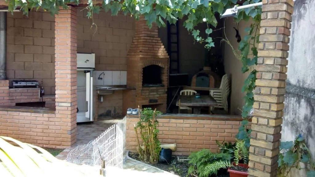 Sobrado à venda com 5 quartos, sendo 1 suíte, em Lapa de Baixo, São Paulo, SP
