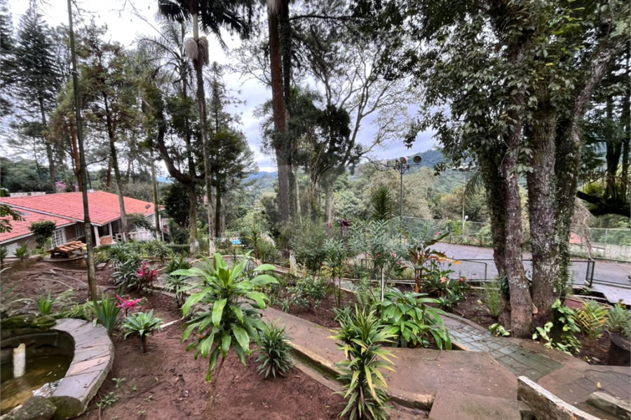 Casa à venda ou para alugar com 5 quartos em Roseira, Mairiporã, SP