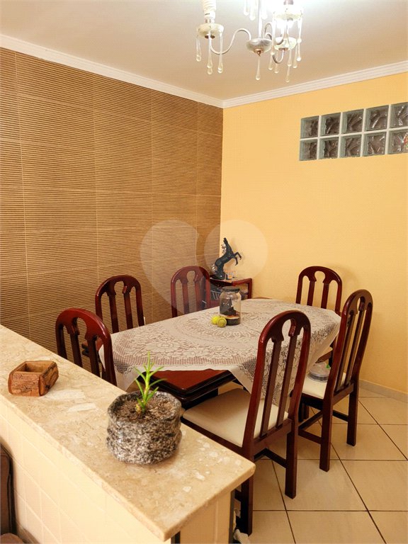 Casa à venda com 4 suítes em Jardim Bandeiras, Jundiaí, SP