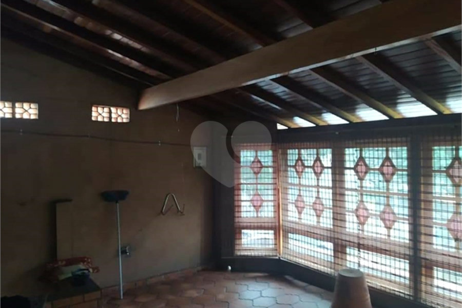 Casa à venda com 4 quartos, sendo 1 suíte, em Jardim Santa Cecília, Guarulhos, SP