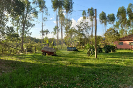 Sítio à venda com 3 quartos no Centro, Descalvado, SP