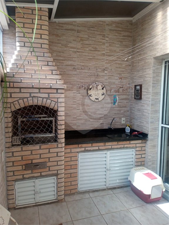 Casa à venda com 3 quartos, sendo 1 suíte, no condomínio Village St. Louis, São Paulo - SP