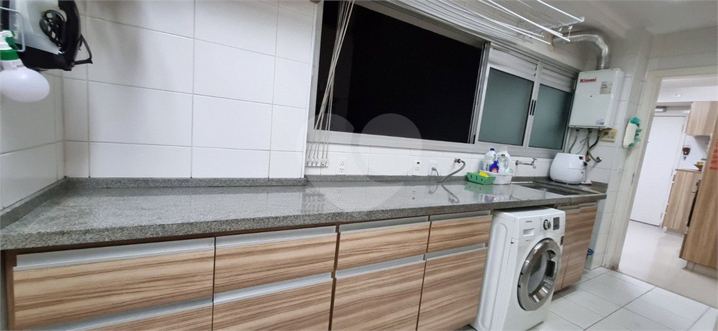 Apartamento à venda com 3 suítes em Jardim Londrina, São Paulo, SP