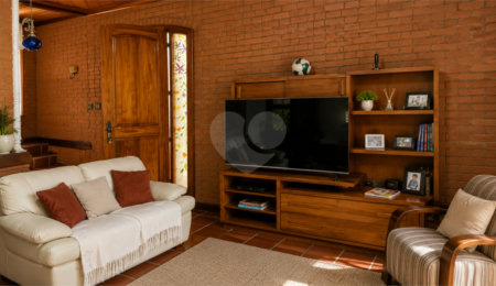 Casa à venda com 3 quartos, sendo 1 suíte,  em Guarapiranga, São Paulo, SP
