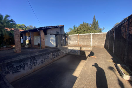 Casa à venda com 3 quartos, sendo 1 suíte, em Parque Residencial Monte Carlo, Ponta Porã, MS